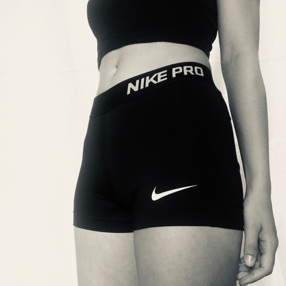 SOLD 🚫 Nike Pro Dri-Fit black shorts